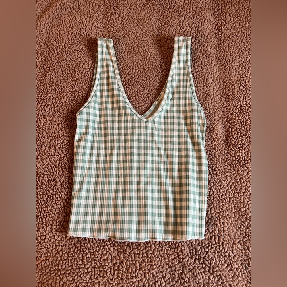 Caution to the wind small top